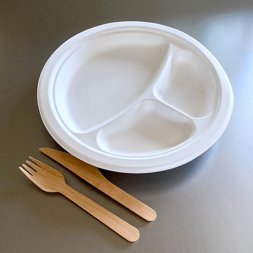 Bagasse 10" Round Plate With 3 Compartments Situ - Propus Packaging